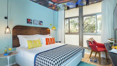 Hotel 75