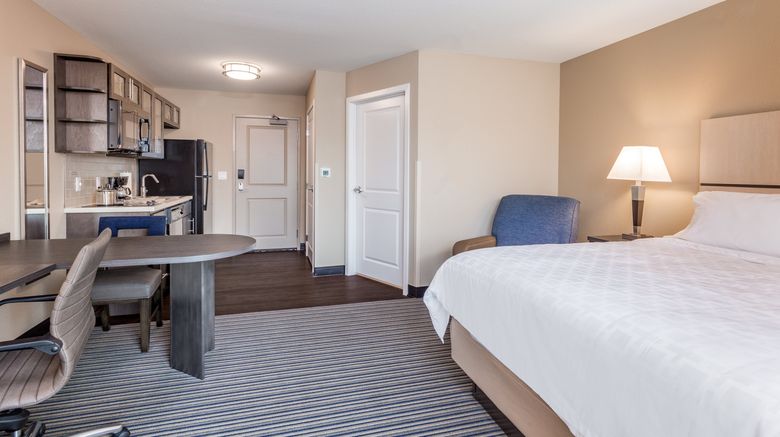 <b>Candlewood Suites Eau Claire Suite</b>. Images powered by <a href="https://www.leonardoworldwide.com/" title="Leonardo Worldwide" target="_blank">Leonardo</a>.