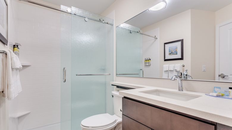 <b>Candlewood Suites Eau Claire Room</b>. Images powered by <a href="https://www.leonardoworldwide.com/" title="Leonardo Worldwide" target="_blank">Leonardo</a>.