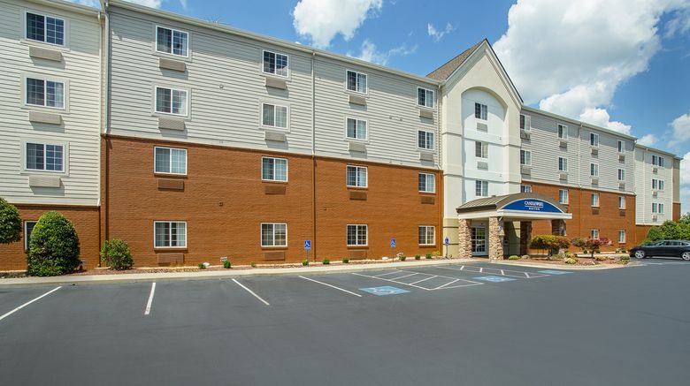 <b>Candlewood Suites Bowling Green Exterior</b>. Images powered by <a href="https://www.leonardoworldwide.com/" title="Leonardo Worldwide" target="_blank">Leonardo</a>.