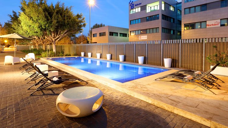 Exe Puerto de Sagunto Pool
