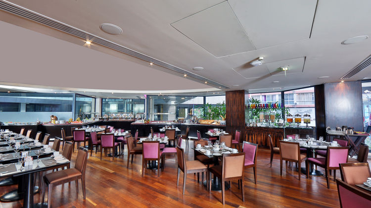 Crowne Plaza Beirut Restaurant