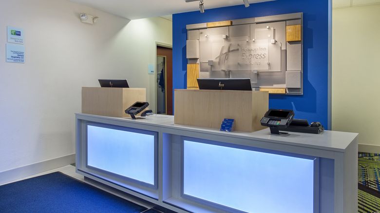 <b>Holiday Inn Express Hotel & Suites Lobby</b>. Images powered by <a href="https://www.leonardoworldwide.com/" title="Leonardo Worldwide" target="_blank">Leonardo</a>.