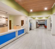 Holiday Inn Express & Suites-Fairgrounds Lobby