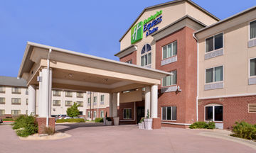 Holiday Inn Express & Stes Emporia NW