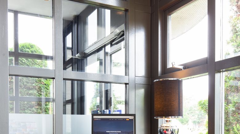 <b>Bastion Hotel Leiden/Oegstgeest Lobby</b>. Images powered by <a href="https://www.leonardoworldwide.com/" title="Leonardo Worldwide" target="_blank">Leonardo</a>.