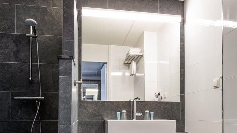 <b>Bastion Deluxe Hotel Amsterdam Room</b>. Images powered by <a href="https://www.leonardoworldwide.com/" title="Leonardo Worldwide" target="_blank">Leonardo</a>.