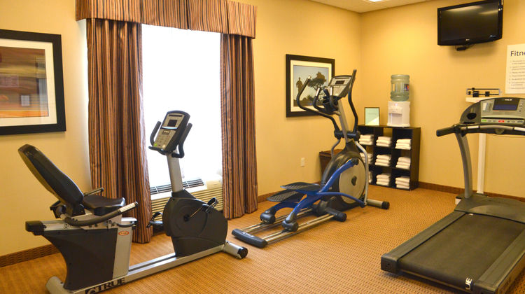 Holiday Inn Express Hotel & Stes Health Club