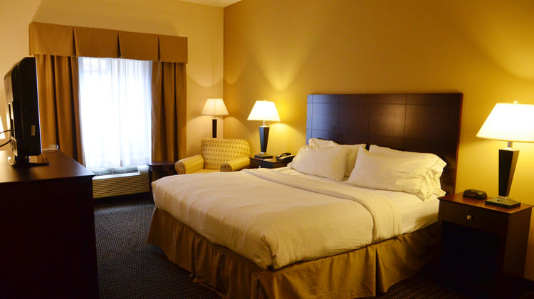 Holiday Inn Express Hotel & Stes Room