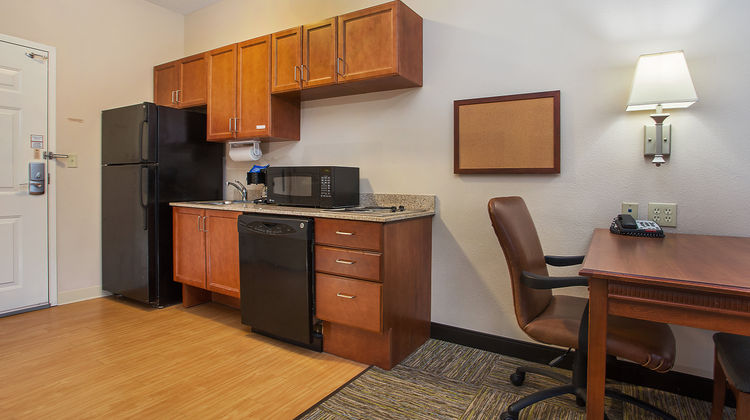 Candlewood Suites Tuscaloosa Room