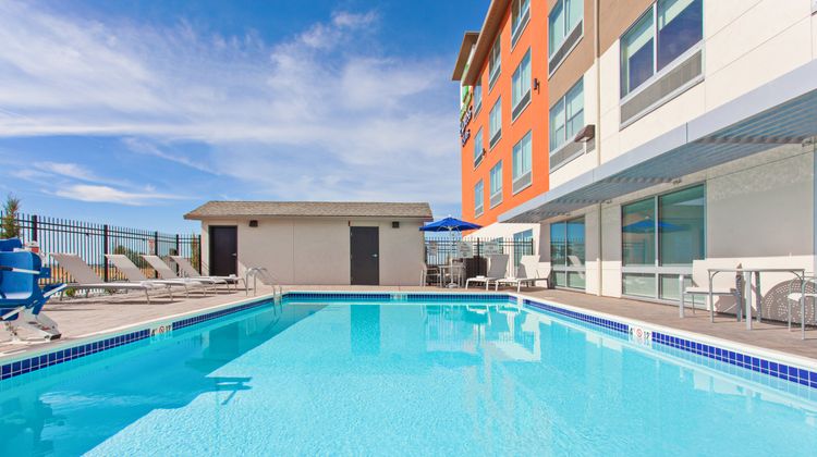 Holiday Inn Express & Suites Moses Lake Pool