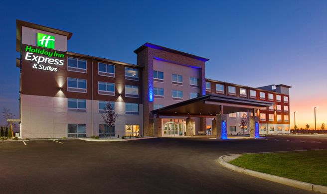 Holiday Inn Express & Suites Moses Lake Exterior