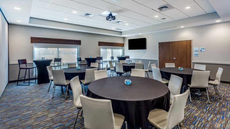 Holiday Inn Express & Suites Rice Lake Meeting