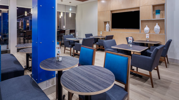 Holiday Inn Express & Suites Rice Lake Restaurant