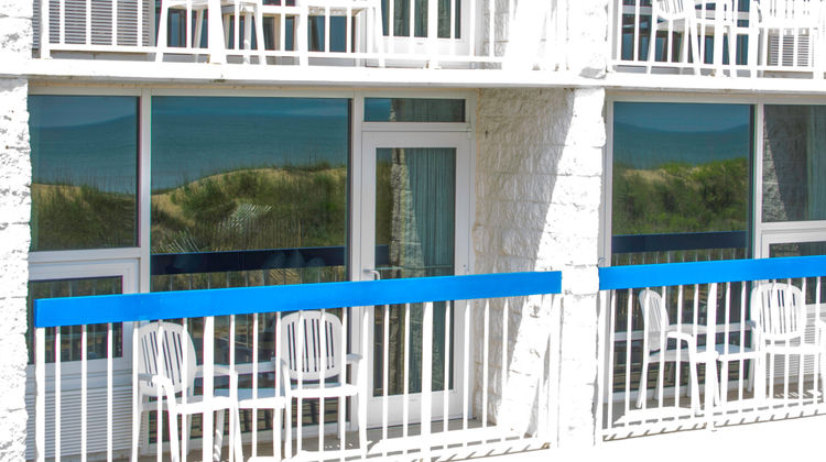 Holiday Inn Express Nags Head Oceanfront Room