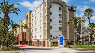 Candlewood Suites Anaheim-Resort Area