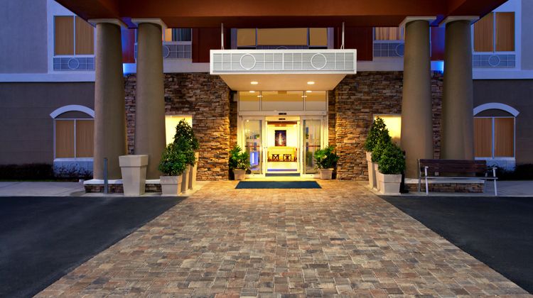 Holiday Inn Express Lake Wales N Exterior