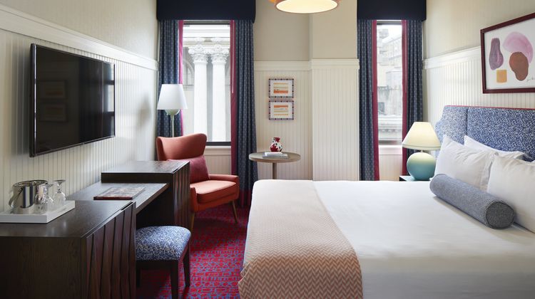 Hotel Triton Room