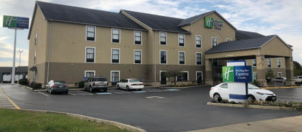 Holiday Inn Express Exterior