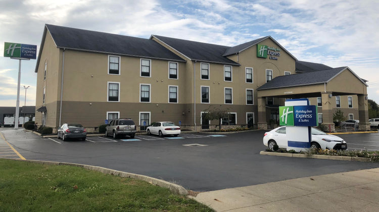 Holiday Inn Express Exterior