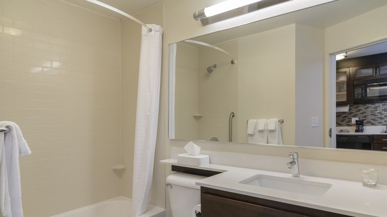 <b>Candlewood Suites Mishawaka Room</b>. Images powered by <a href="https://www.leonardoworldwide.com/" title="Leonardo Worldwide" target="_blank">Leonardo</a>.