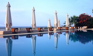 Londa Beach Hotel