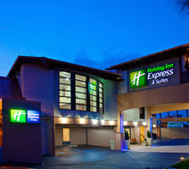 Holiday Inn Express Exterior
