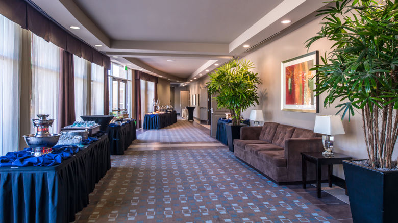 <b>Holiday Inn Ontario Airport Restaurant</b>. Images powered by <a href="https://www.leonardoworldwide.com/" title="Leonardo Worldwide" target="_blank">Leonardo</a>.