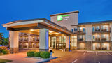 Holiday Inn Express & Suites Branson 76 Exterior