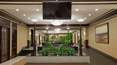 Armon Plaza Montreal Airport