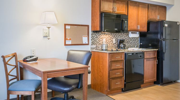 Candlewood Suites Pittsburgh-Cranberry Room
