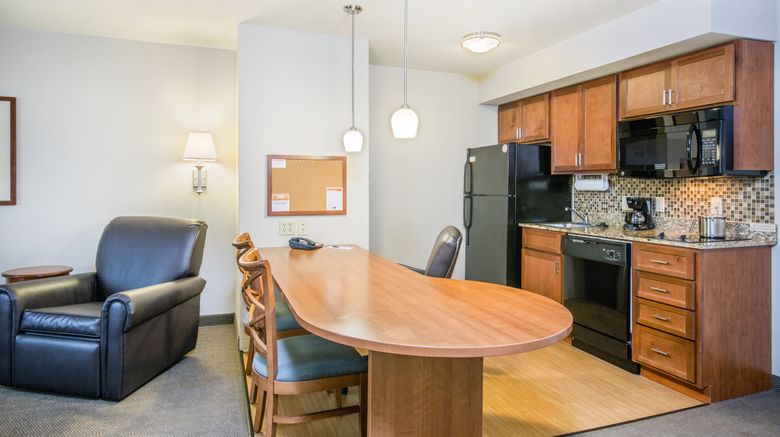 <b>Candlewood Suites Pittsburgh-Cranberry Suite</b>. Images powered by <a href="https://www.leonardoworldwide.com/" title="Leonardo Worldwide" target="_blank">Leonardo</a>.