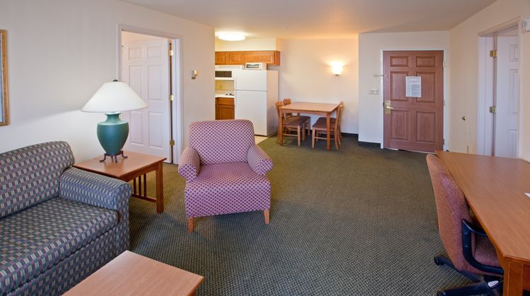 Staybridge Suites Room