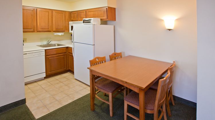 Staybridge Suites Suite