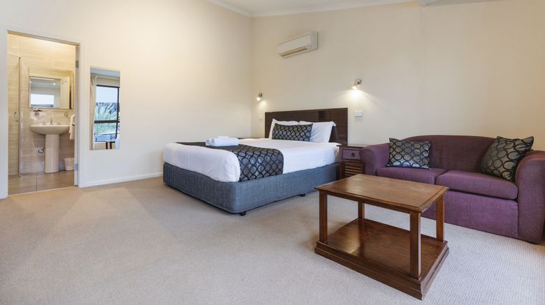 <b>Amaroo Motel Room</b>. Images powered by <a href="https://www.leonardoworldwide.com/" title="Leonardo Worldwide" target="_blank">Leonardo</a>.
