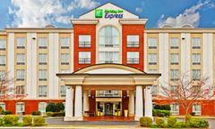 Holiday Inn Express Hotel & Suites