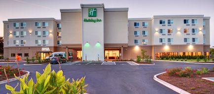 Holiday Inn Salem Exterior