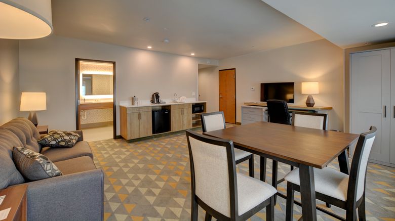<b>Holiday Inn Salem Suite</b>. Images powered by <a href="https://www.leonardoworldwide.com/" title="Leonardo Worldwide" target="_blank">Leonardo</a>.