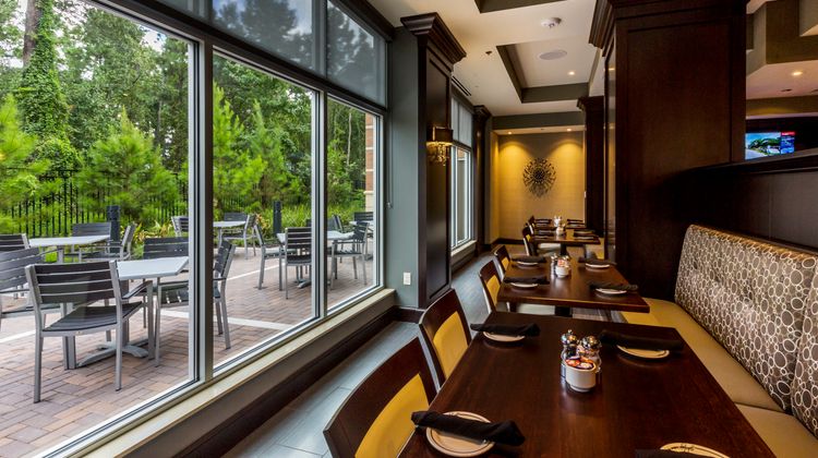 Crowne Plaza Shenandoah Restaurant