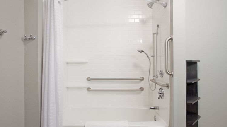 Candlewood Suites Grand Island Room