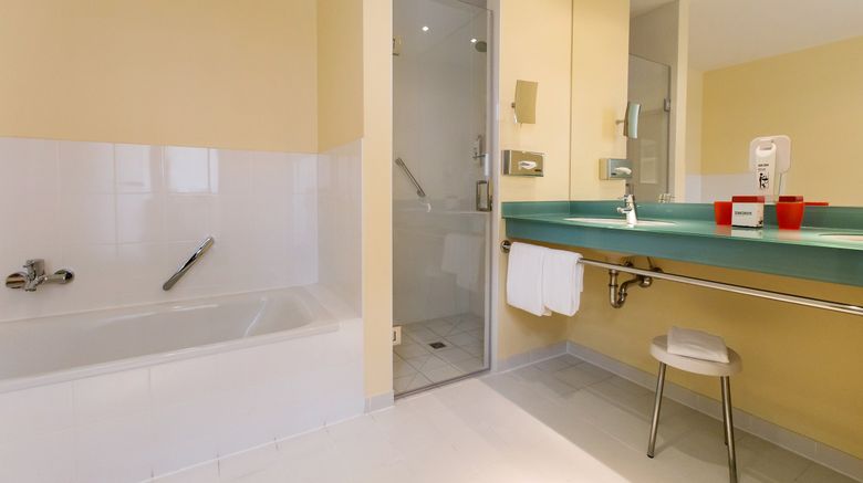 <b>Hotel Altes Kaufhaus Room</b>. Images powered by <a href="https://www.leonardoworldwide.com/" title="Leonardo Worldwide" target="_blank">Leonardo</a>.