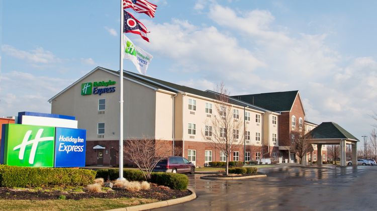 Holiday Inn Express & Suites Columbus Ea Exterior