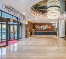 Holiday Inn Express Beijing Guangshun Lobby