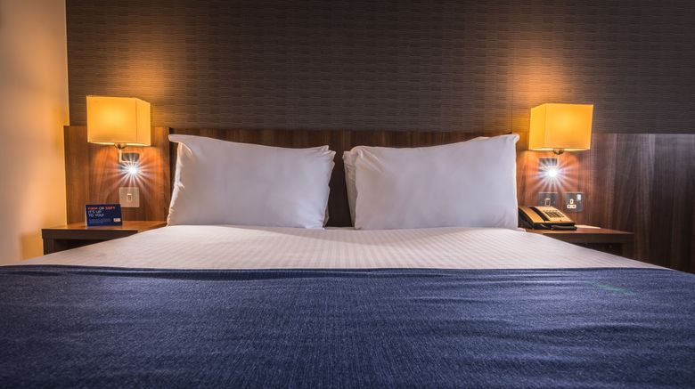 <b>Holiday Inn Express Preston South Room</b>. Images powered by <a href="https://www.leonardoworldwide.com/" title="Leonardo Worldwide" target="_blank">Leonardo</a>.