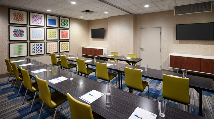 Holiday Inn Express Windsor Waterfront Meeting