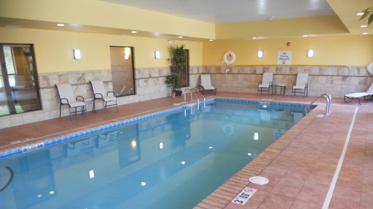 Holiday Inn Express & Suites Greensburg Pool