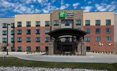 Holiday Inn Express Suites Fort Dodge