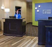 Holiday Inn Express Hotel & Suites Lobby