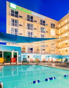 Holiday Inn Express & Suites Nassau