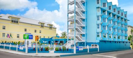 Holiday Inn Express & Suites Nassau Exterior